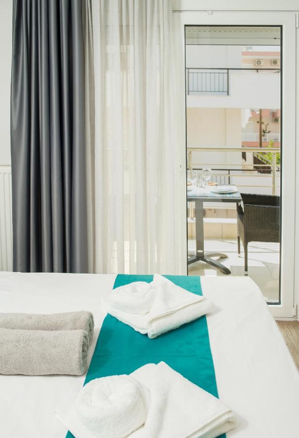 Lux Vip Apartments Peraía Dış mekan fotoğraf