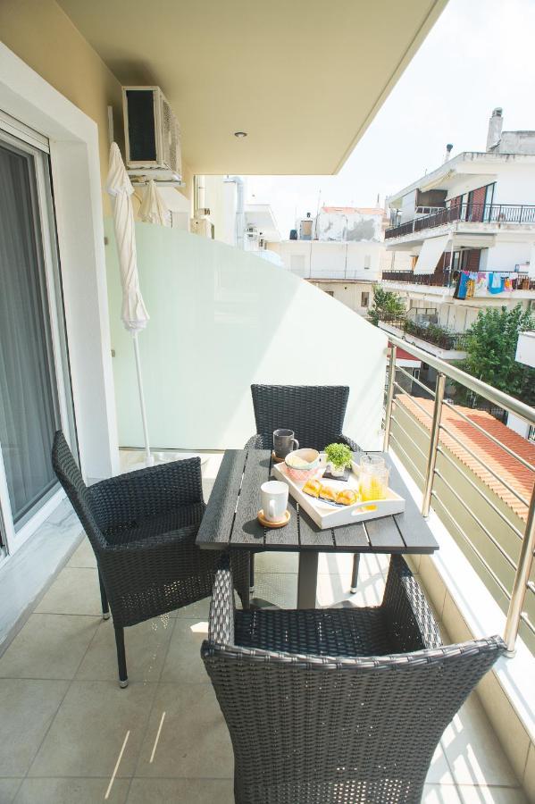 Lux Vip Apartments Peraía Dış mekan fotoğraf
