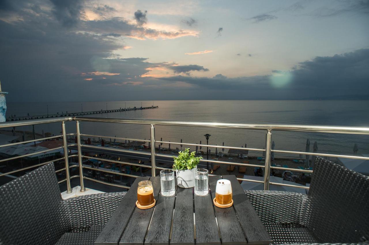 Lux Vip Apartments Peraía Dış mekan fotoğraf