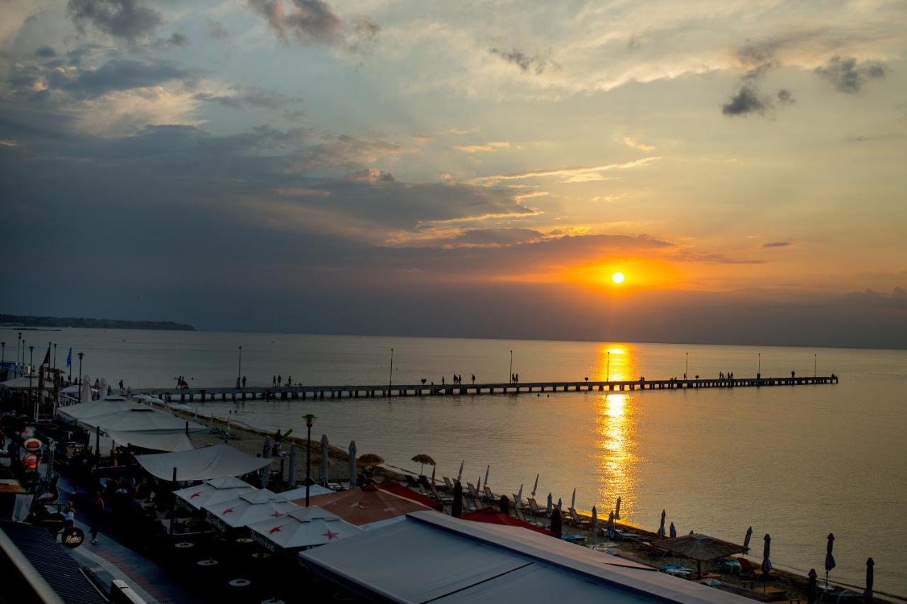 Lux Vip Apartments Peraía Dış mekan fotoğraf